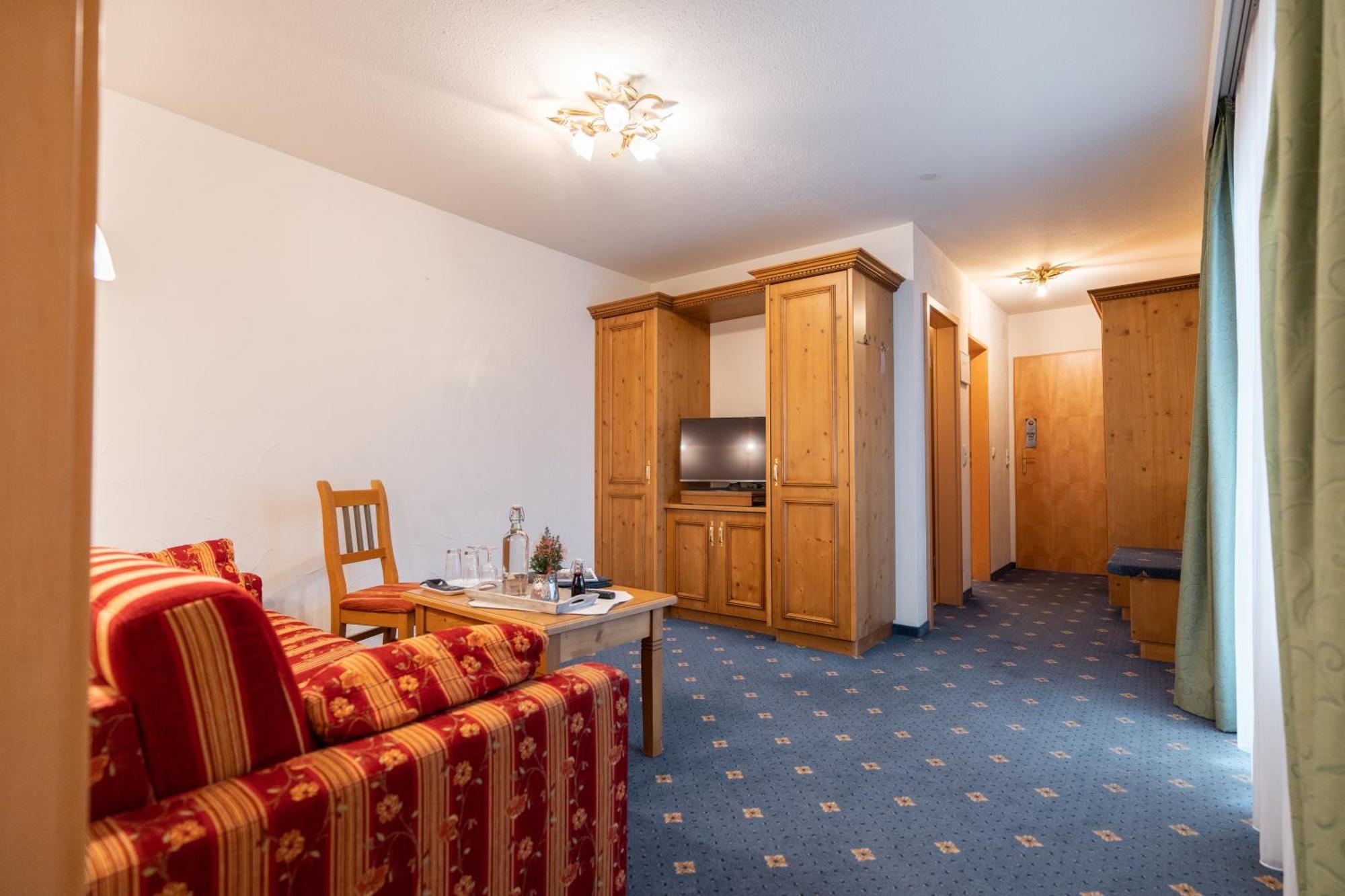 Haller'S Posthotel Riezlern Exteriér fotografie