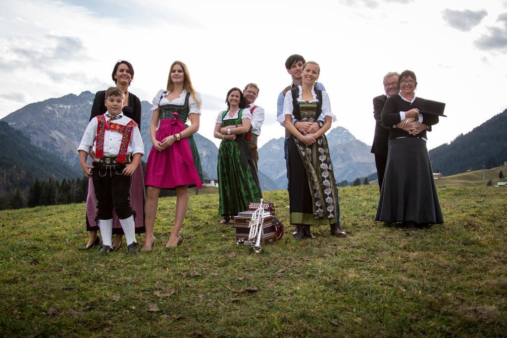 Haller'S Posthotel Riezlern Exteriér fotografie