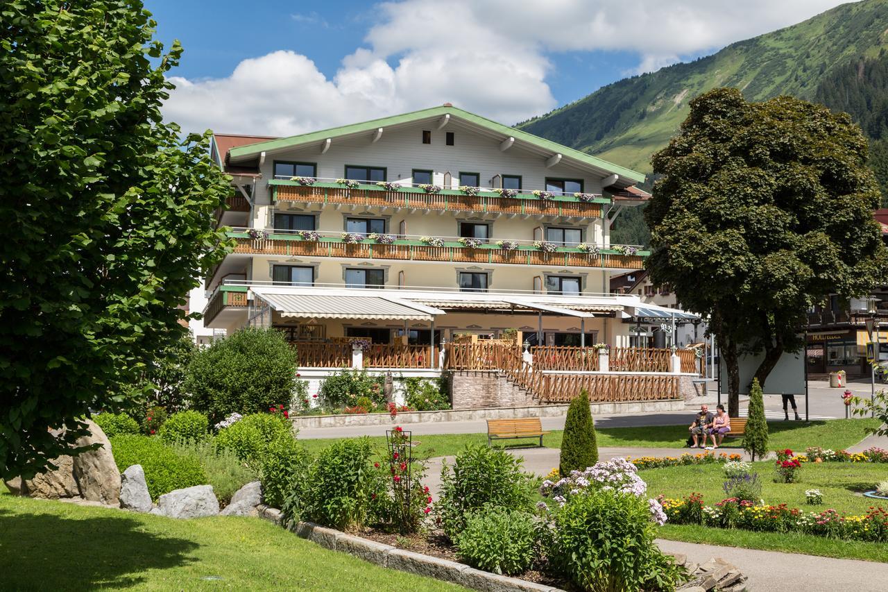 Haller'S Posthotel Riezlern Exteriér fotografie